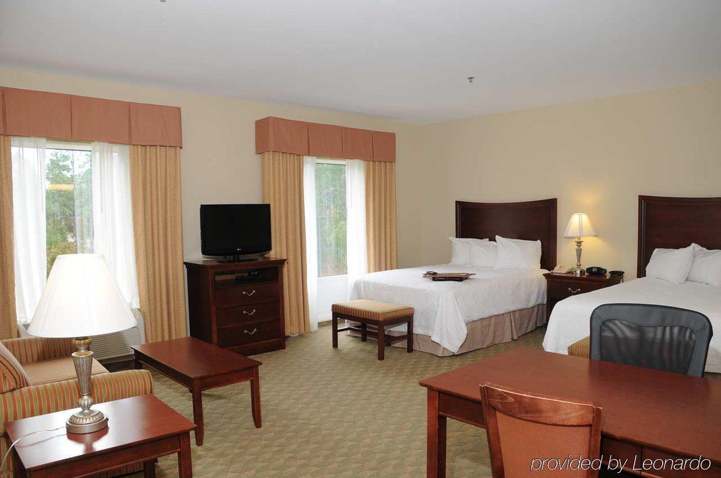 Hampton Inn & Suites Southern Pines-Pinehurst Aberdeen Quarto foto
